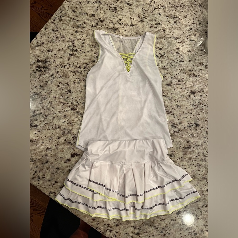 Lucky In Love White Tennis Set Tank Skort Sz XS